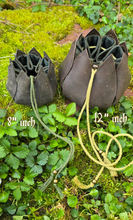 Load image into Gallery viewer, Small Leather Leaf Trinket Bag