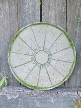 Load image into Gallery viewer, Mini Stone Moss Astrology Wheel