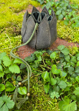 Load image into Gallery viewer, Small Leather Leaf Trinket Bag