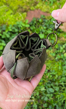 Load image into Gallery viewer, Small Leather Leaf Trinket Bag