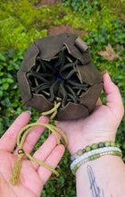 Load image into Gallery viewer, Leather Leaf Trinket Bag