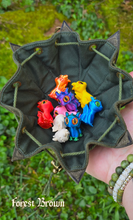 Load image into Gallery viewer, Small Leather Leaf Trinket Bag
