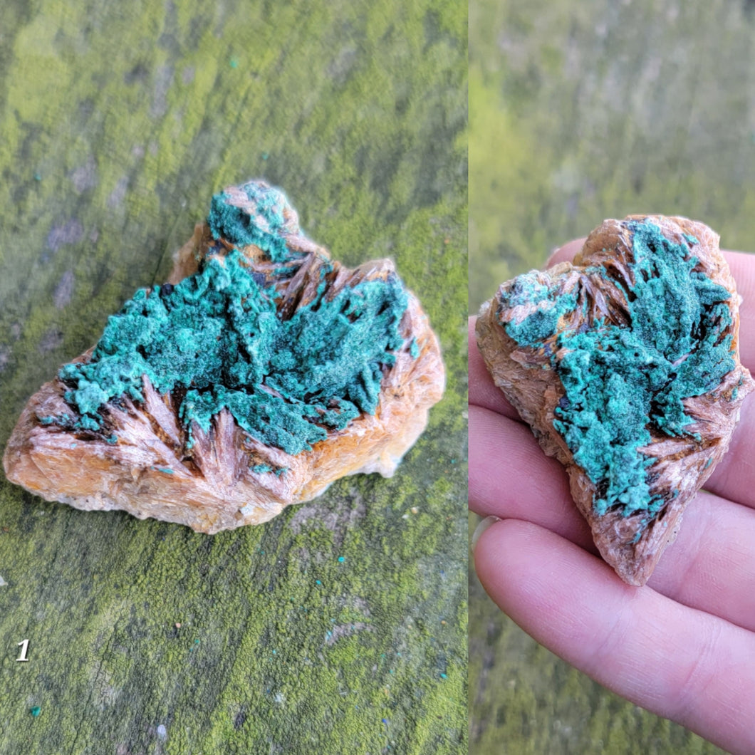 Malachite on Quartz