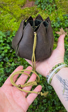 Load image into Gallery viewer, Leather Leaf Trinket Bag
