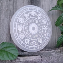 Load image into Gallery viewer, Zodiac Wheel Selenite Charging Plate
